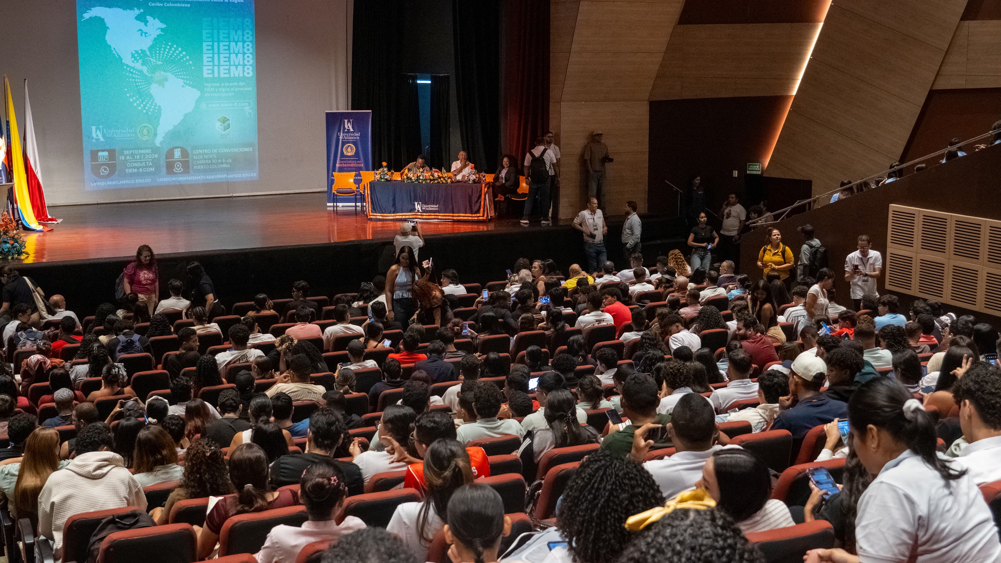 EIEM 8 — registro fotográfico oficial del evento, imagen 01, 2026